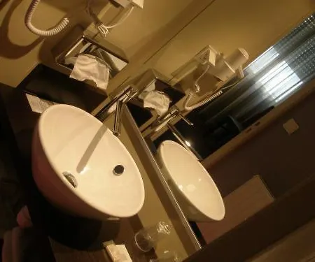 Le Ceitya 3*
